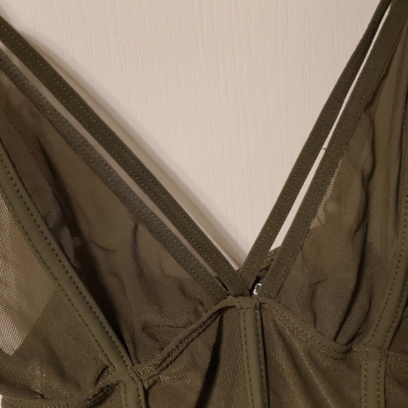 Sexy lingerie/mesh jumpsuit - Picture 1 of 5